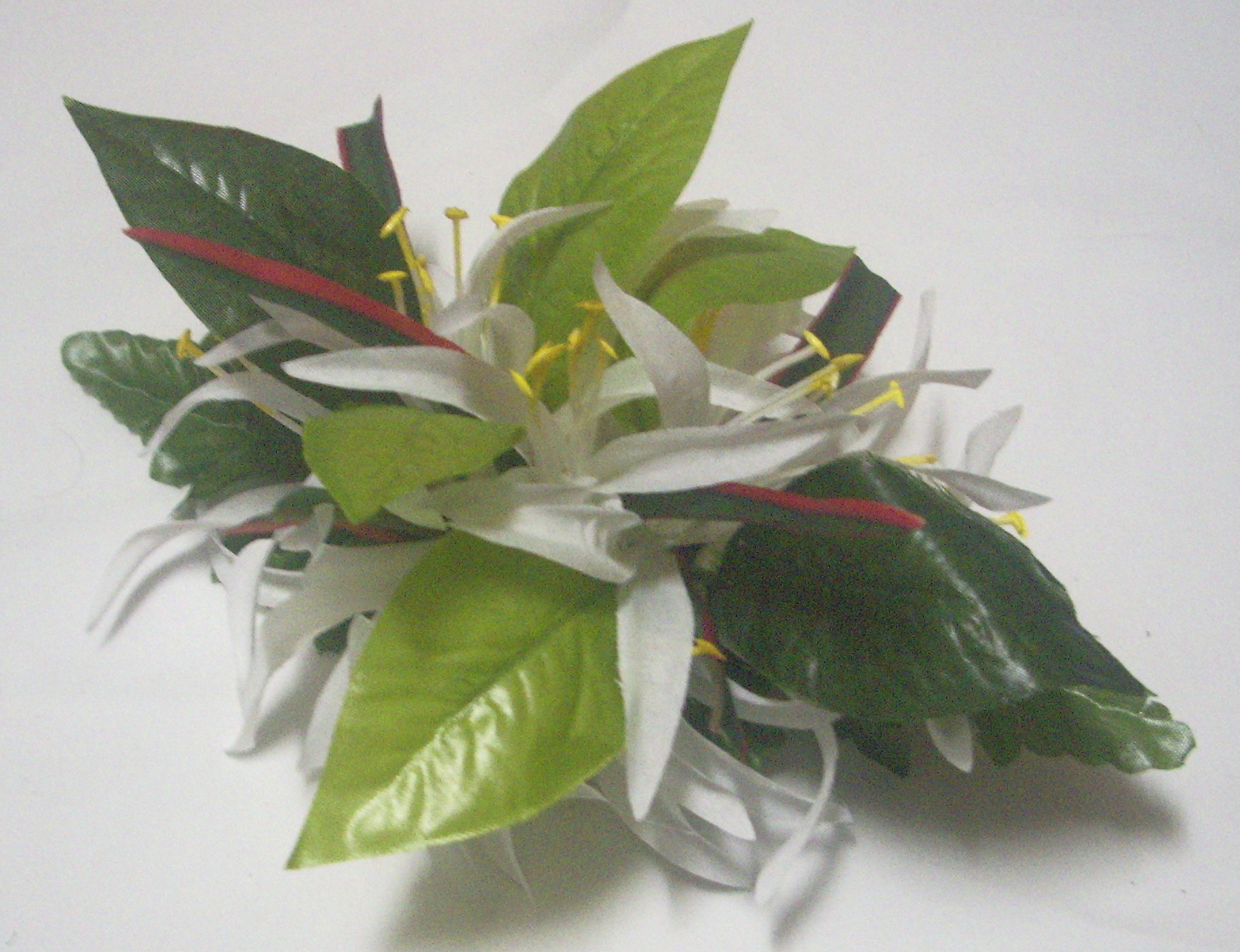 スパイダーリリーとマイレの髪飾り