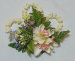 ピカケとシンビジュームの髪飾り