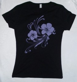 ハイビスカス柄Tシャツ