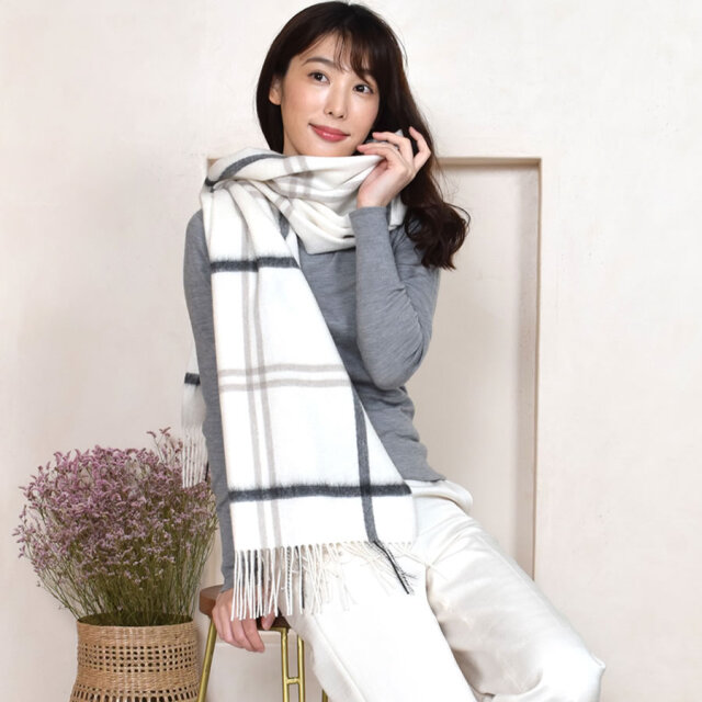 【25%OFF会員価格適用外】【名入れ刺繍可】カシミヤ 100% ストール 大判 チェック柄ストール 【200cm×60cm】(CS1066)