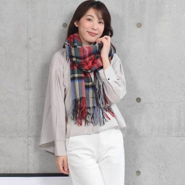 えむ様　極美品カシミア100% ストール　チェック　赤　大判ストール タータンチェック カシミヤ カシミア 100％ 厚手 大判 ストール