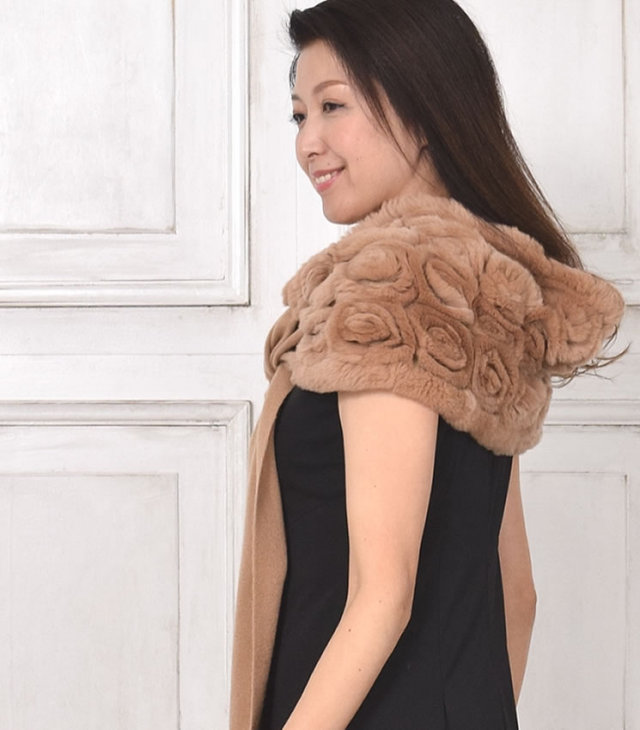 レッキスラビットコサージュ＆カシミヤ混キャンディーストール(RC3652) 