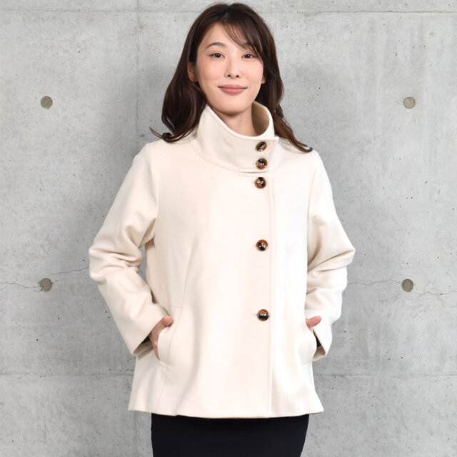 ホワイト ウール ショートコート　ローブブラン Constructive Wool Short coat – L'AUBE BLANC