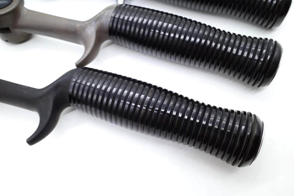 ブライトリバー『SSラフカットエボナイト・グリップ』