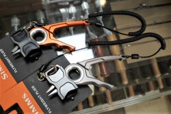 SIMMS 『FLYWEIGHT PLIER』