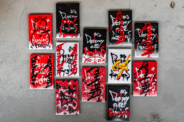 痴虫『DESTROY ALL ANGLERS 加筆』キャンバス作品