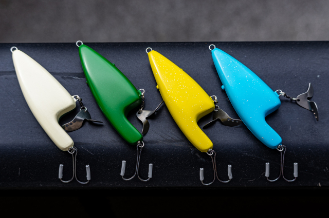 TIN JOKER ポッピングルアー 14cm新品，未使用 TIN JOKER ポッピング