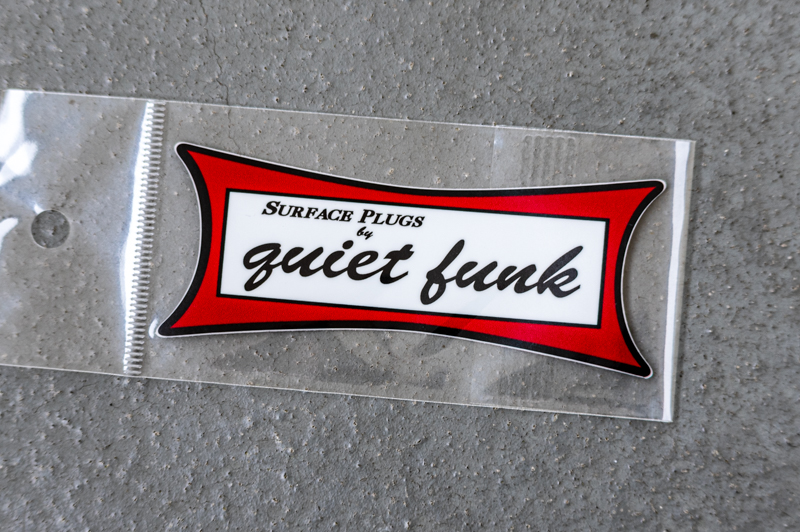 quiet funk『 q.f surf sticker (S)』