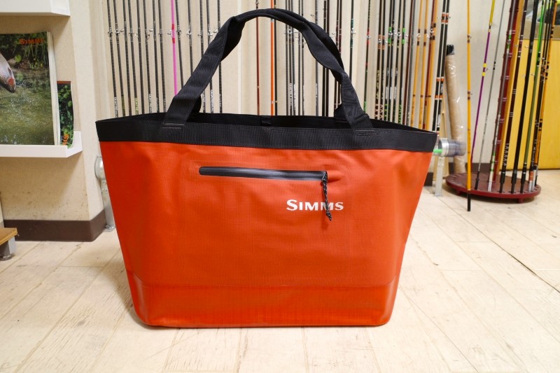 SIMMS 『DRY CREEK SIMPLE TOTE- 50L』