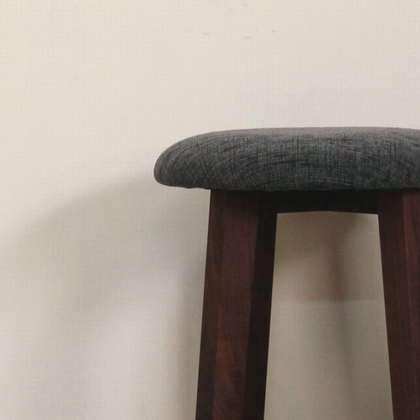ファブリックまるスツール (無垢材×ファブリック)