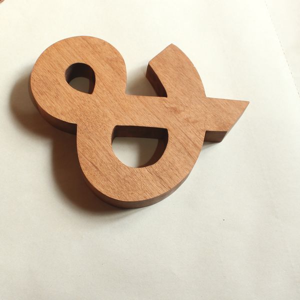 無垢・ゴシック体