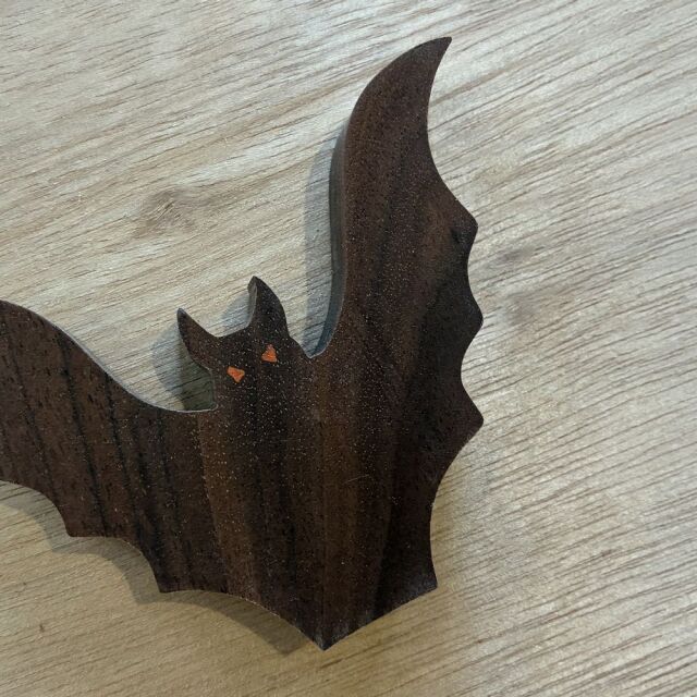 コウモリ オブジェ