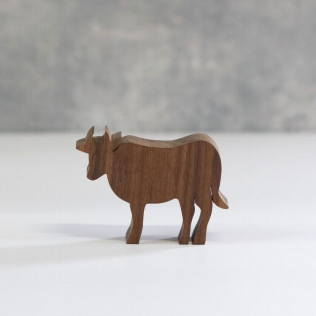 牛 オブジェ