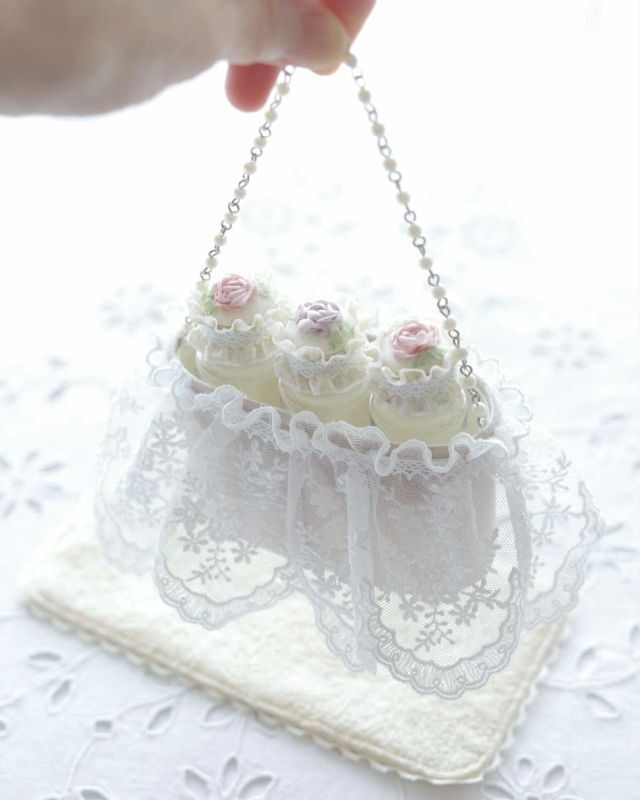 【カルトナージュ】【リボン刺しゅう】【ワークショップ】　南仏の薔薇を閉じ込めて～カルトナージュとリボン刺しゅうで彩るフレンチシックな小物入れ