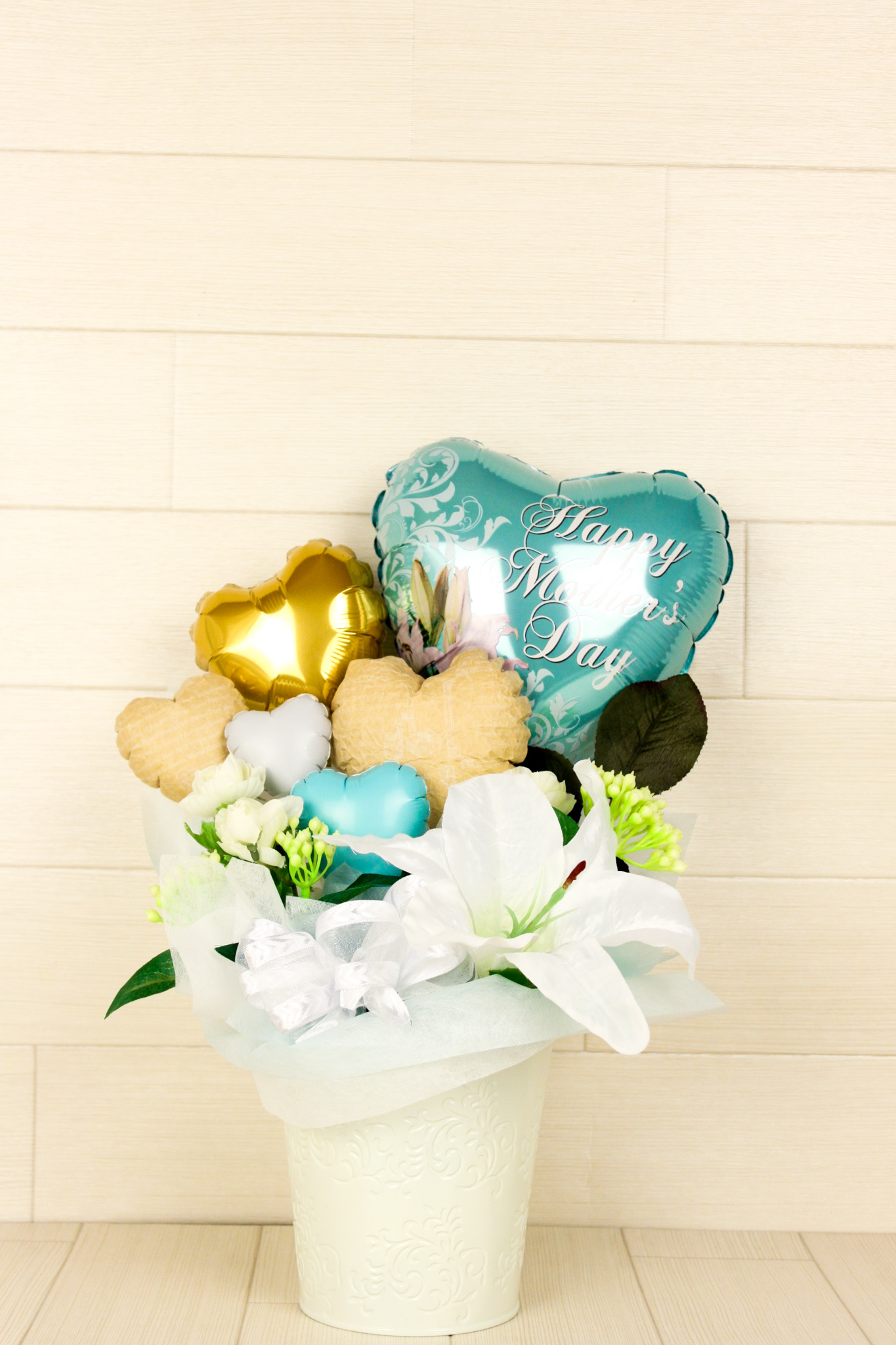 いつも清爽なママへ　　母の日バルーンアレンジタイプ　「アーリーサマーナチュラルハート」 hm0027