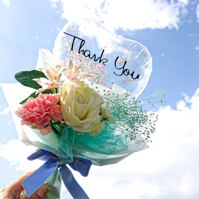 kawaiiママ　ハートコンフェティシリーズ　母の日花束タイプピンク　「ミントグリーンかすみ風　ママ束　バルーンギフト」 hm0050