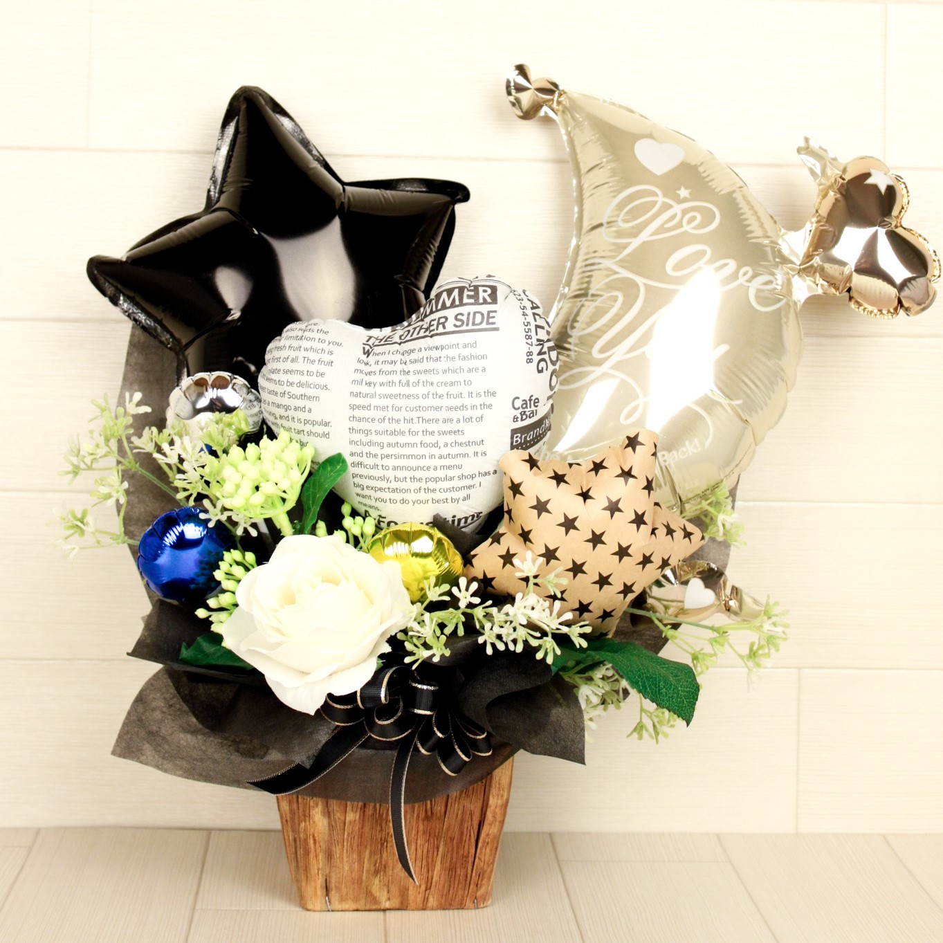 結婚式バルーン電報　「絶対オシャレシリーズ、ブルックリンスタイルNO１。ヴィンテージ風バルーンアレンジ、結婚式のお祝いに大人気」 wd0069