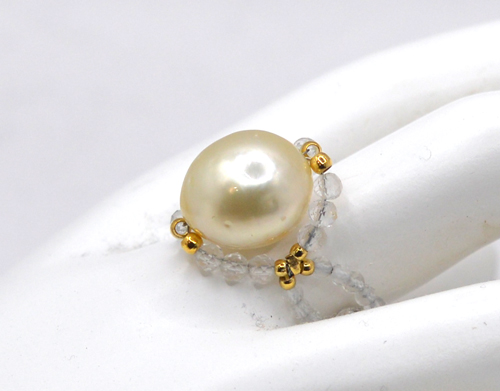 南洋・白蝶真珠　2R3171