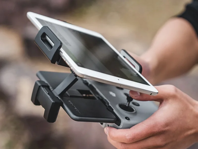 PGYTECH スマホタブレットホルダー（スタンダード）【P-MRC-010】