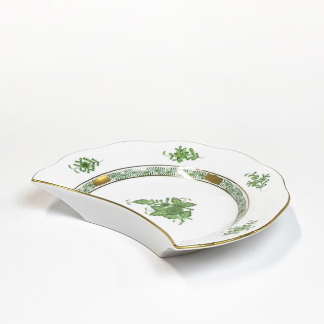 アポニー・グリーン] クレセントディッシュ