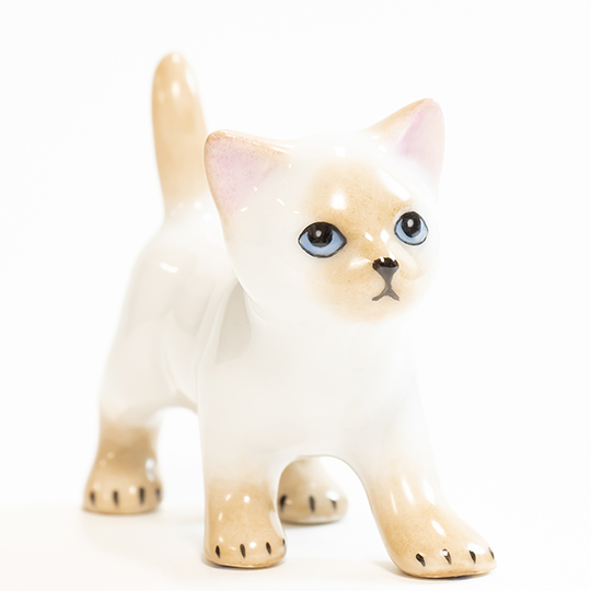 HEREND ヘレンド フィギュリン「球乗りネコ」コレクション 人形 猫 子猫 ヘレンド HEREND ねこ リボンを付けた猫 フィギュリン