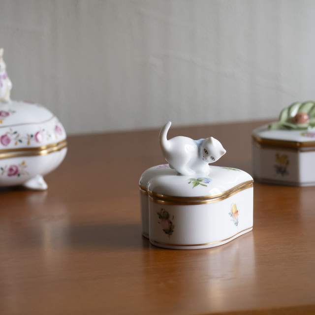 ミルフルール] ハートボックスL ネコ