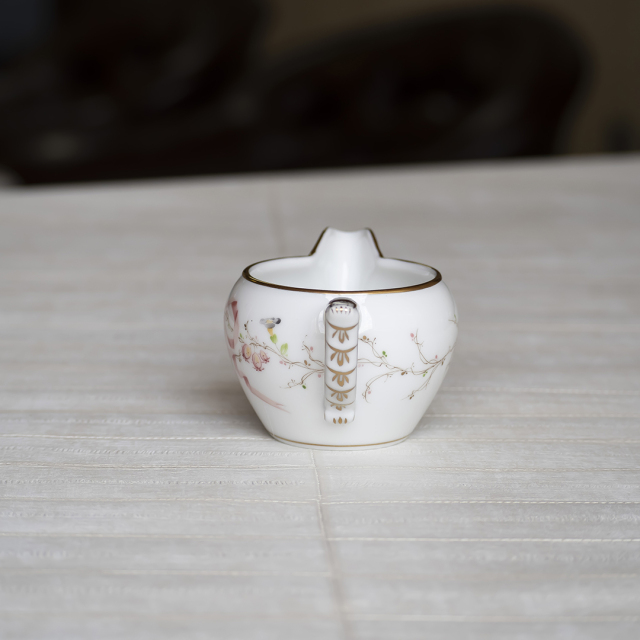 ヘレンドリボン・ローズドラジェ] クリーマー