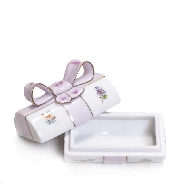 ミルフルール] リボンボックス