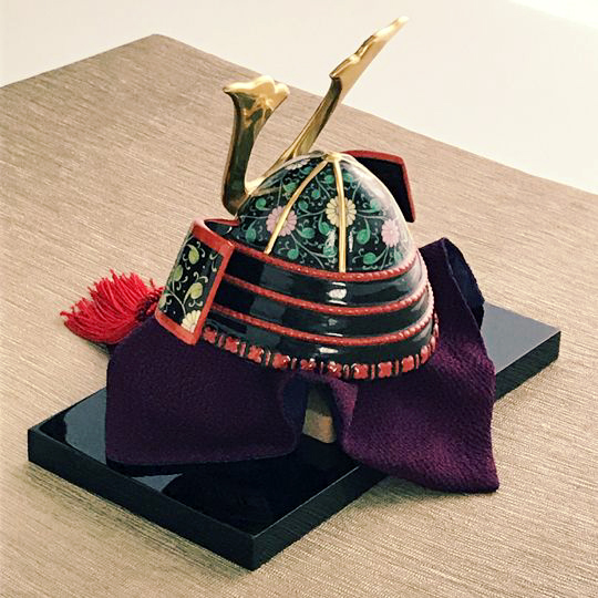 西安の黒] 兜飾り