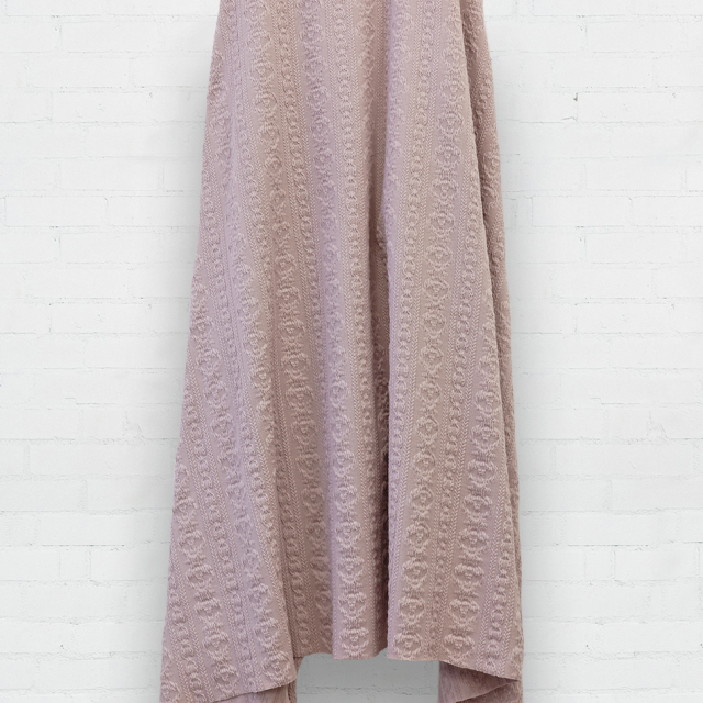 ケーブル編み広幅縄柄編みアランシャーリングニット生地