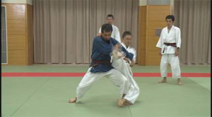【中古】 ビデオメーカー 吉田信正： 望月稔直伝 総合武道 正風会 効く技!倒せる 望月稔直伝 総合武道 正風会 効く技！倒せる技！ 実戦の合気道 第一