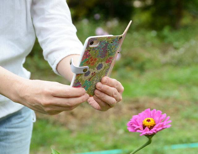 iPhone Xperia Galaxy AQUOS レザーケース 布 生地リバティ