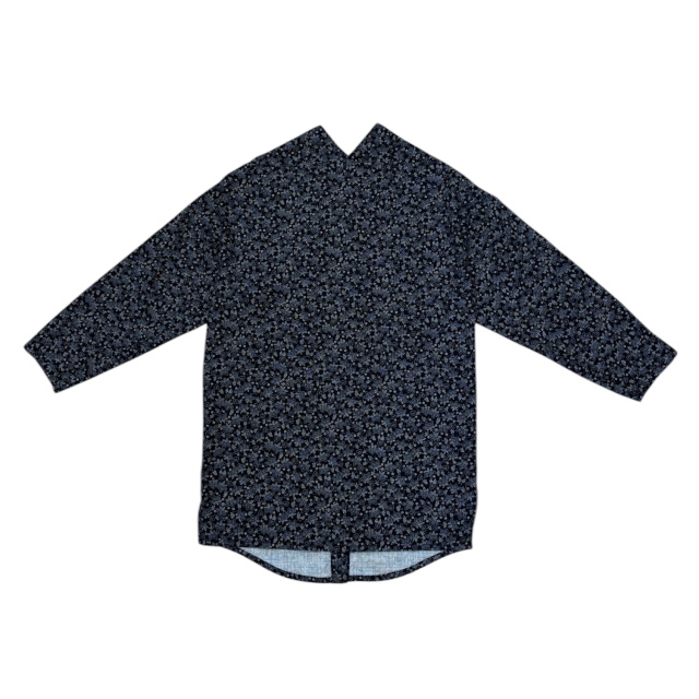 コクーンロングシャツ