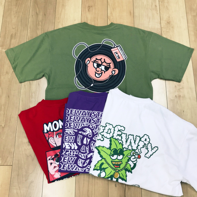 プリントTシャツ