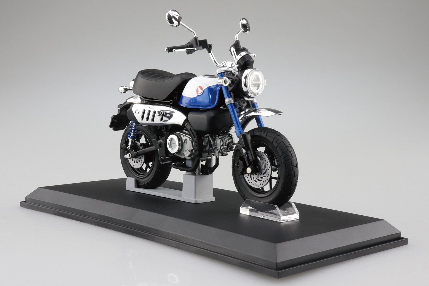 AOSHIMA 1/12 Honda Monkey125 '22 パールグリッターリングブルー