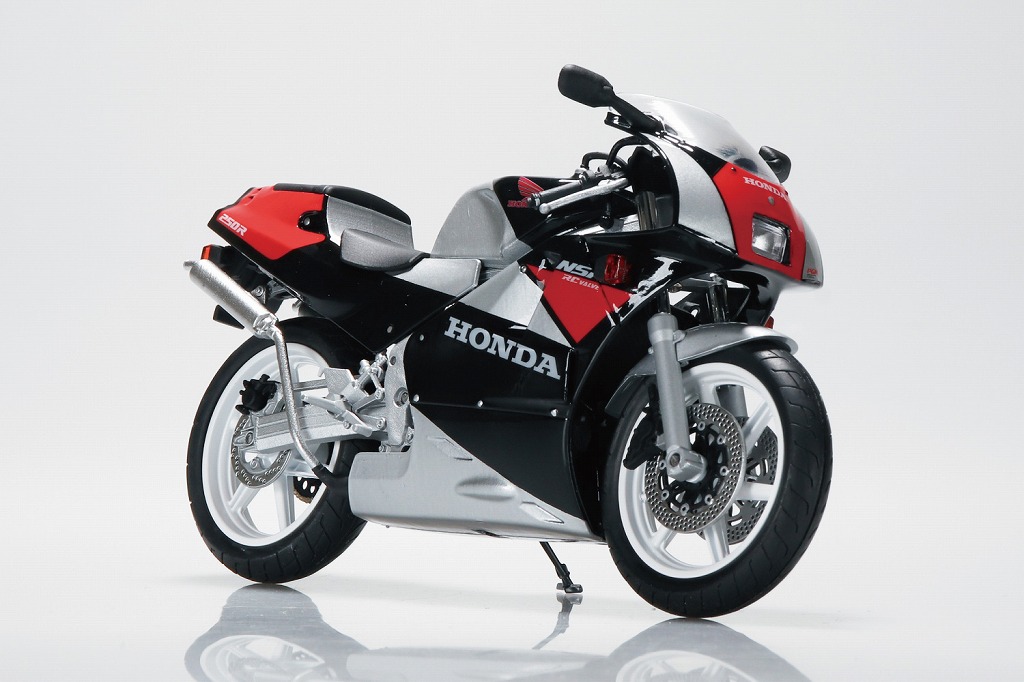 AOSHIMA 1/12 Honda NSR250R '89 ブラック×シードシルバーメタリック