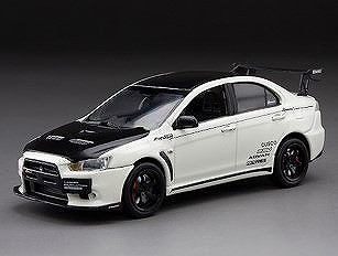 VITESSE 1/43 三菱ランサーエボリューション　X パールホワイト　