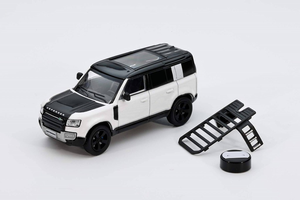 GCD 1/64 Land Rover Defender 110（White）-LHD-　encheryコラボレーション