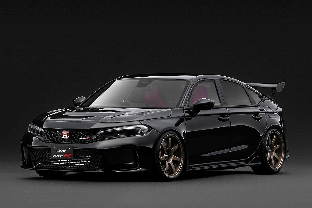 <予約 2027/2月発売予定> Ignition model 1/18 Honda Civic TYPE R J'S Racing (FL5) Black 