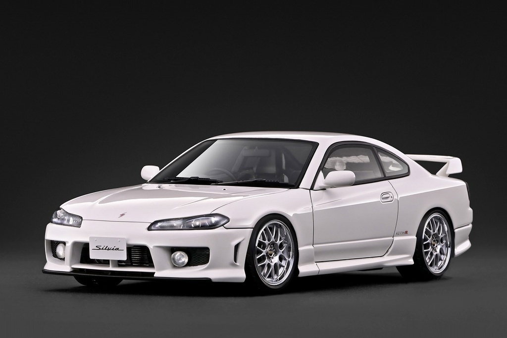 <予約 2027/4月発売予定> ignition model 1/18 Nissan Silvia spec R (S15) White