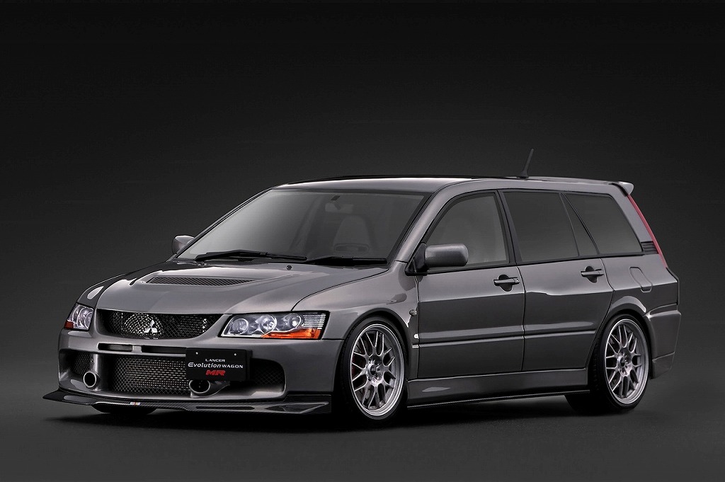 <予約 2027/3月発売予定> Ignition model 1/18 Mitsubishi Lancer Evolution Wagon MR (CT9W) Gun Metallic