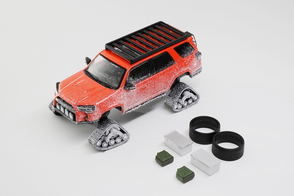 GCD 1/64 Toyota 4Runner wide-body Prerunner (LHD) スキーバージョン
