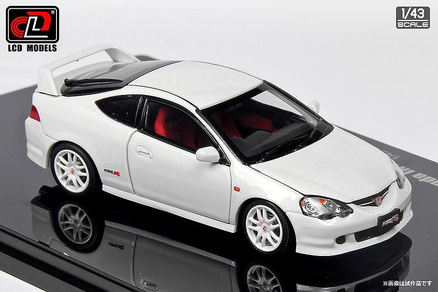 LCD 1/43 ホンダ インテグラ タイプR （DC5）ホワイト （ダイキャストモデル）
