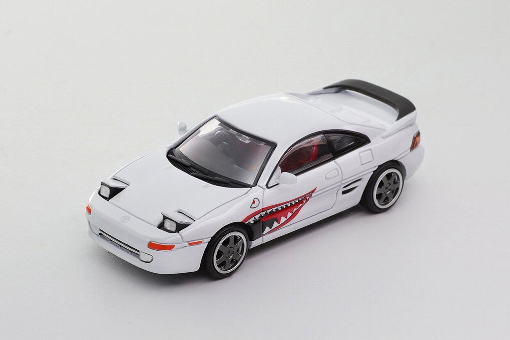 DIECAST TEAM 1/64 Toyota MR2 W20 (RHD) ホワイト/シャークマウス