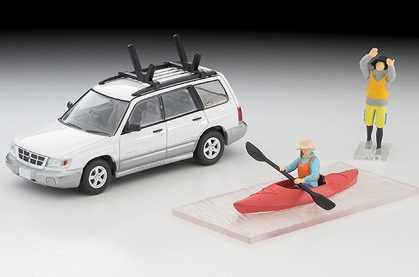 TOMICA LIMITED VINTAGE NEO 1/64 スバル フォレスター カスタム仕様（白/銀）カヤック、フィギュア付