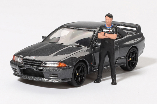 MINI GT 1/64 Nissan スカイライン GT-R R32 ニスモガンメタル松田次生コレクション w/ 松田次生氏フィギュア