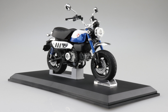 AOSHIMA 1/12 Honda Monkey125 '22 パールグリッターリングブルー