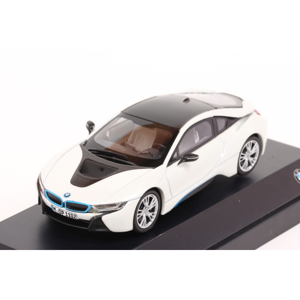【BMW】 1/43 BMW i8 (クリスタルホワイト)