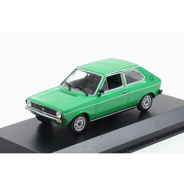 【ミニチャンプス】 1/43 フォルクスワーゲン ポロ 1979 グリーン ※MAXICHAMPSシリーズ