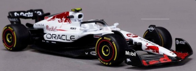 BURAGO 1/64 オラクル レッドブル レーシング RB21 2025 日本GP No,22 Y.角田 クリアケース付/ドライバー無